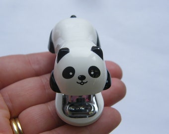1 Panda mini stapler with 1000 staples