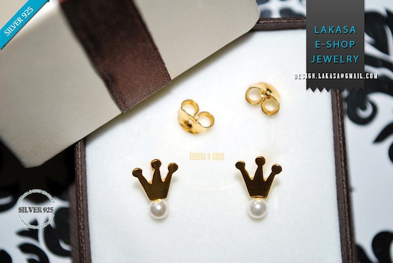 Freshwater Pearls Crown Stud Earrings Sterling Silver Gold plated Handmade Jewelry for her Princess Girl Regina Anniversary Birthday Gift