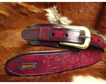 Leather bass guitar strap