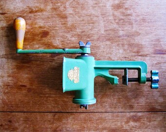 1950's Vintage Retro Cast Iron Green Enamel 'SPONG No.100' Meat Mincer