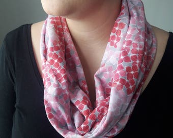Floral Infinity Scarf, Anthi Pattern (FUCSHIA)