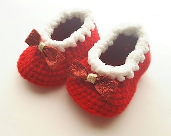 Baby Girl Red Shoes, Newborn Baby First Christmas Shoes, Baby Ruby Slippers, Crochet Baby Booties, Baby Moccasin, Baby Photo Prop