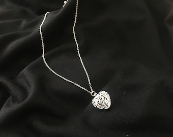 Sterling silver heart pendant necklace