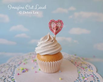 Fake Cupcake Faux Romantic Valentine Heart Vintage Card Cupid Lover's
