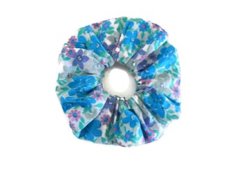 Turquoise flowers scrunchie