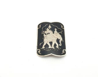 Thailand royal elephant Niello brooch vintage nielloware silver tone