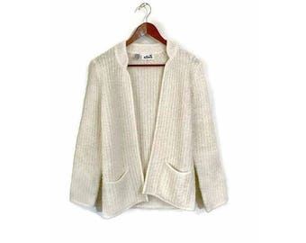 SALE Vintage Fuzzy Cream Cardigan 198os soft acrylic cardigan sweater Boho clothing sweater pockets Minimalist sweater Womens Medium