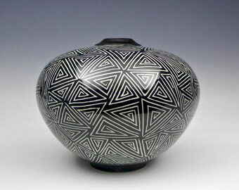 Black and White Porcelain Sgraffito Vase