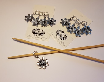 Knitting stitch markers, set of 4, FLOWERS
