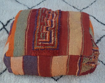 Square design Home decor Furniture moroccan pouf Handmade poufs kilim pouf Berber pouf Embroidered kilim Vintage Moroccan pouf Home chair