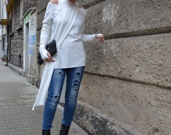 Women's Tunic Dress, Party Top, Long Sleeved Tunic for Jeans, Two Parts Top, Fashion Outfit, White Asymmetric Top by CARAMELfs T8316