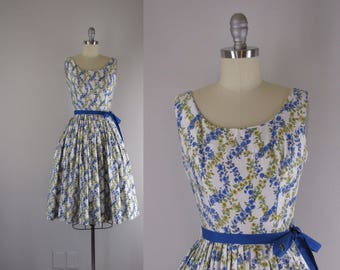 1960s Vintage Dress / 60s Floral Cotton Sundress / Trellis Blooms Dress