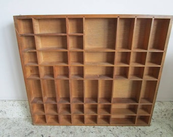 Wooden What Not Shelf for Displays, Large 18 x 20" Collage, Crafts, Collectibles