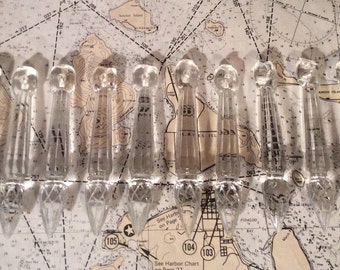 Vintage Chandelier Crystal Lot - 10 Clear Faceted Crystals - Glass Prisms - Altered Art Supply - Crysral Craft Supply -Repurpose - Re-Use