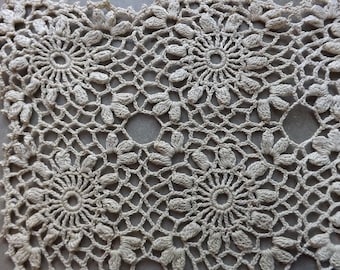 Antique Hand Crocheted Dresser/ Tray Scarf