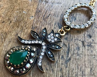 Long, Gold and Green, Crystal Flower detail necklace