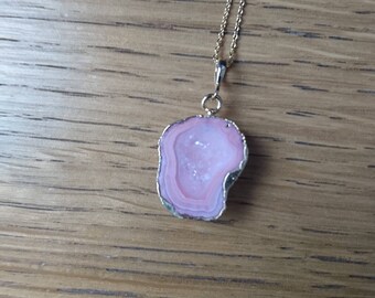 unique purple pink agate necklace
