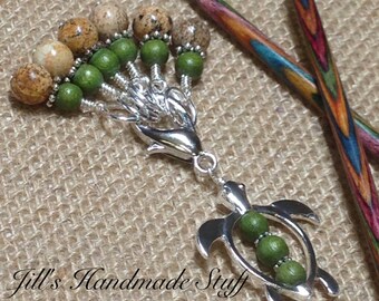 Sea Turtle Stitch Marker Set & Snag Free Stitch Markers - Knitting Gift - Tortoise Knitting Marker Holder - Handmade Progress Keepers