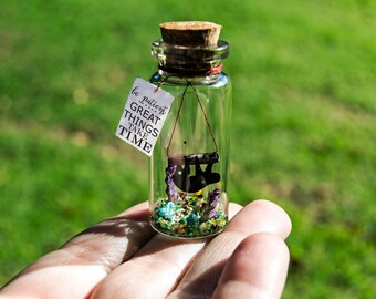 Be patient, Great things take Time. Perezoso. Regalo personalizado. Divertida postal de amor