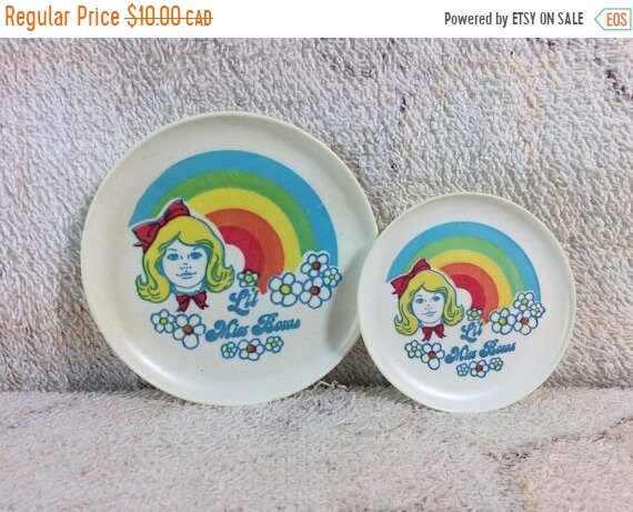 SUMMER SALE Lil Miss Bows Vintage Plastic Tea Set Plates Pair SUMMER SALE Lil Miss Bows Vintage Plastic Tea Set Plates Pair