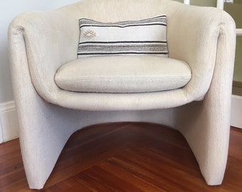 Unique Mid-Century 70s Italian Style Folded Arm Barrel Chair // Cream Tweed Upholstery // Style of Saporiti