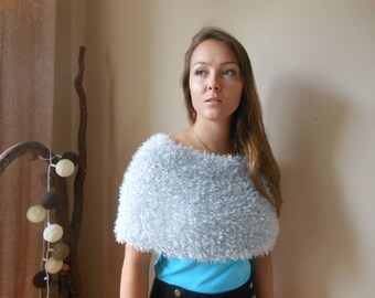 Hand Knitted Shawl. Faux Fur Wedding Wrap. Bridal Capelet. Wedding Shrug. Wedding Wrap. Poncho Neck Warmer Grey Choose Color
