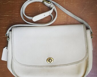 1990's Coach crossbody shoulder bag - ivory