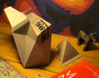 Blade Runner 2049 - K's Apartment Food Cartons - Paper Prop Kit