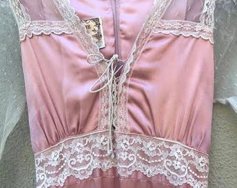 70's Dusty Rose Gunne Sax Satin and Lace Dress (Small)