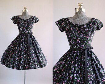 Vintage 1950s Dress / 50s Cotton Dress / Jerry Gilden Black and Purple Floral Dress w/ Ribbon Waist Tie S