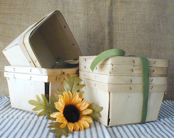 Lot of 4 Vintage Wooden Berry Baskets - Strawberry Baskets - Farm Produce Containers