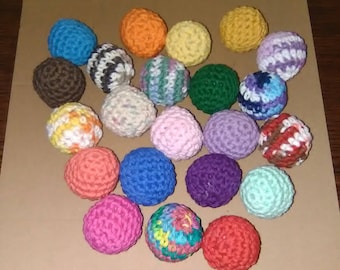 6 crochet cat toy balls