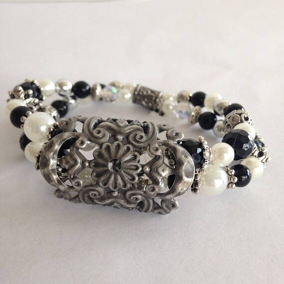 activity tracker bracelet