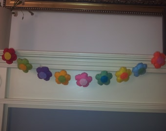 handmade felt mini flower bunting/wallhanging