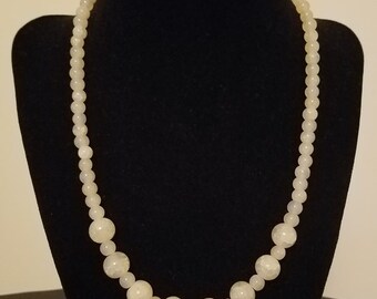 Beaded Necklace - Beige
