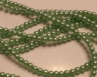100 pearl beads 3mm Green round