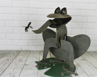 Giant Metal Frog, frog collector, metal garden frog, outdoor frog statue, frog sculpture, giant frog, rusty frog, frog collection