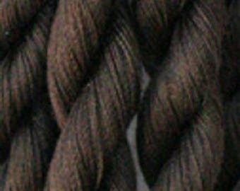 Walnut stain - skein Aurifil 5024 Allegro