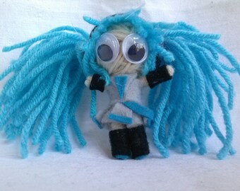 Hatsune Miku String Doll 初音ミク