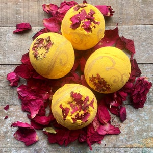 Be Our Guest themed Bath fizzies, Beauty and the Beast bath bomb set, disney bath bombs set