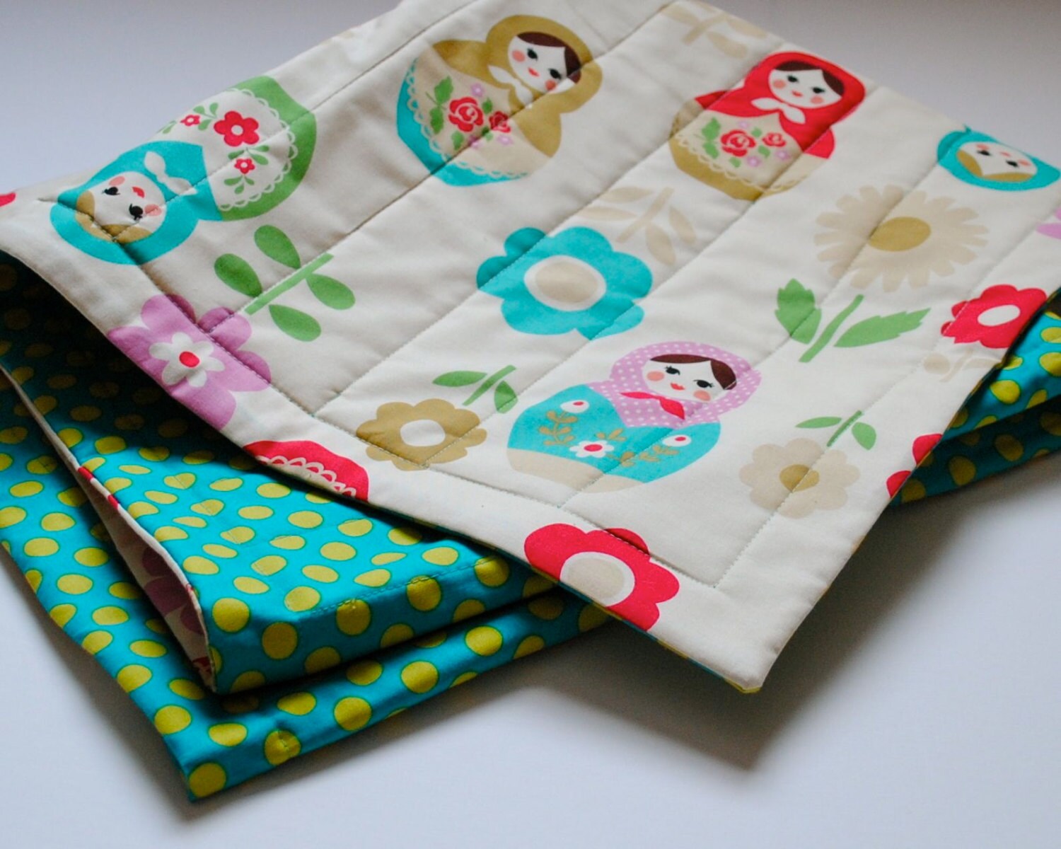 Folkloric Matryoshkas Baby Quilt / Nesting Dolls Baby Bedding