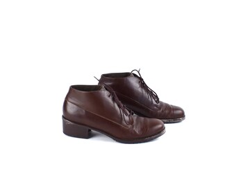 Brown Ankle Boots by Munro, Women's Size 8