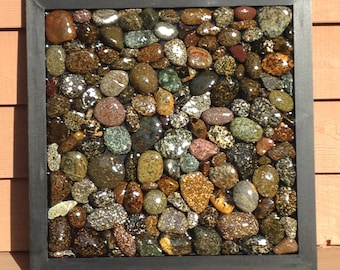 Speckled Stone Mosiac in Black Frame