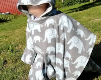Infant/toddler/children's carseat poncho (elephant print)