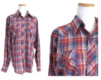 Wrangler Plaid Shirt Button Down Up Western Shirt Snap Buttons 1970s 70s Size Large L XL Men's Red Blue Plaid Hipster Indie