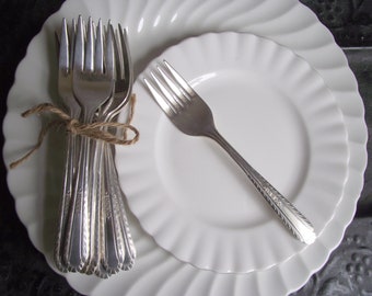 Silverplate Salad Forks , Set of 12 Wentworth Pattern Dessert Forks , Vintage 1930s ISC Silver Flatware , Floral Fork Set , Wedding Decor
