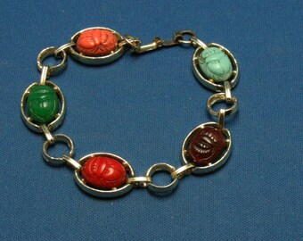 Vintage Molded Scarab Gold Tone Egyptian Revival Bracelet - AS IS