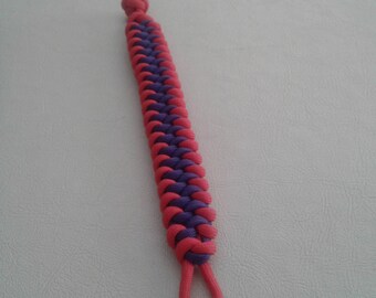 wall stitch bracelet
