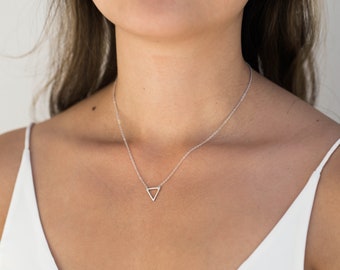 Silver Triangle Necklace / Floating Triangle Necklace / Geometric Necklace / Silver Layering Necklace / Birthday, Bridesmaid Gift Idea