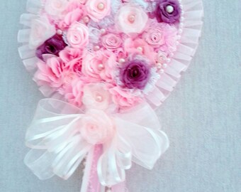 Shabby chic roses heart